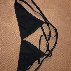 selling my black jolyn top!